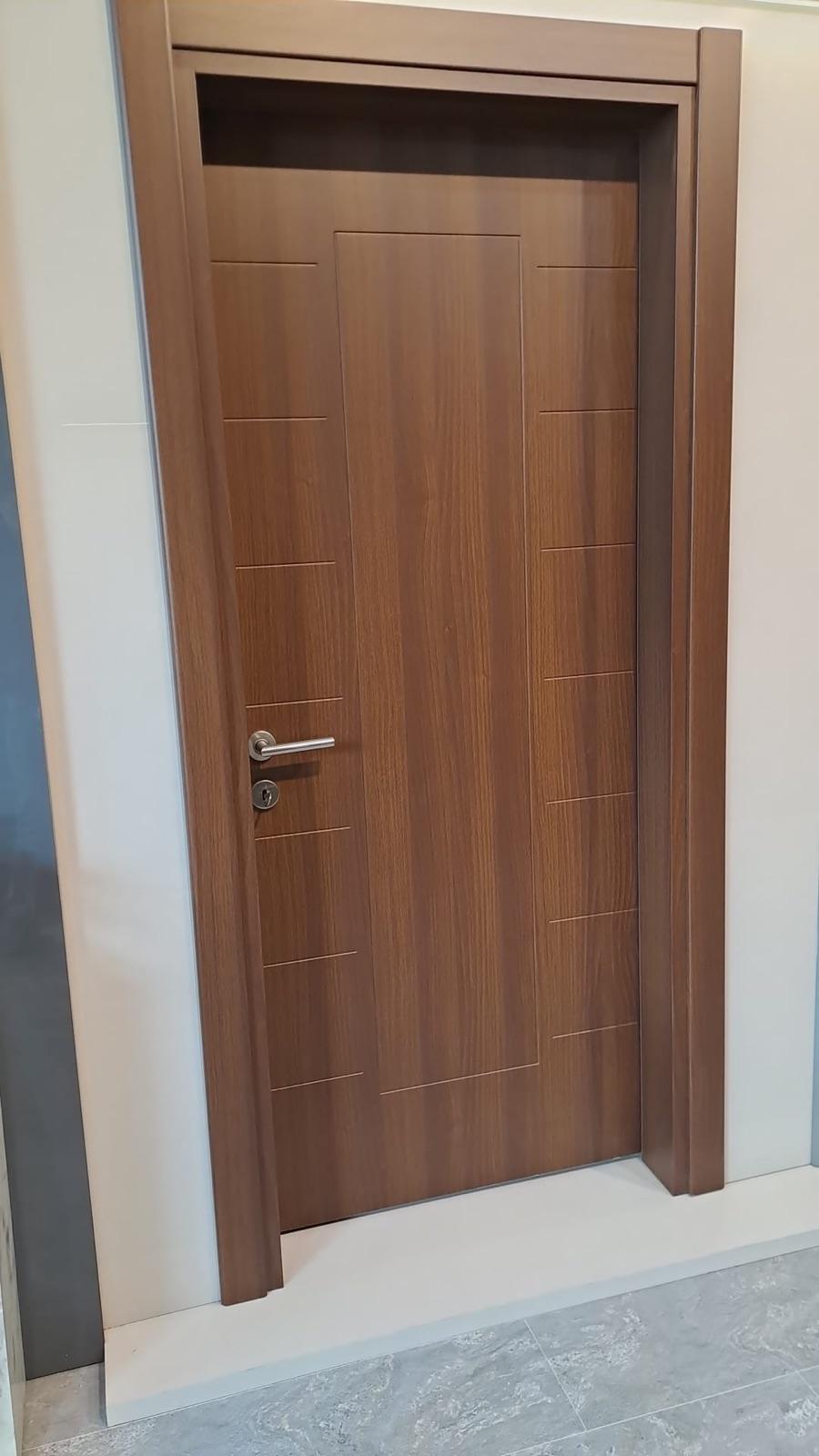 Modern ceviz iç kapı